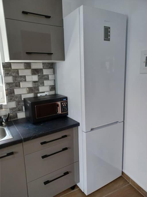 Petite Suite With Backyard. Mytilíni 외부 사진